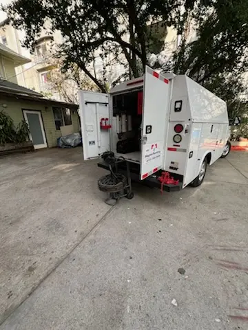 Magnet Plumbing service vehicle on-site for Slab Leak Repair in Aloha